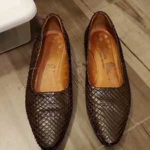 Snake skin brown flats